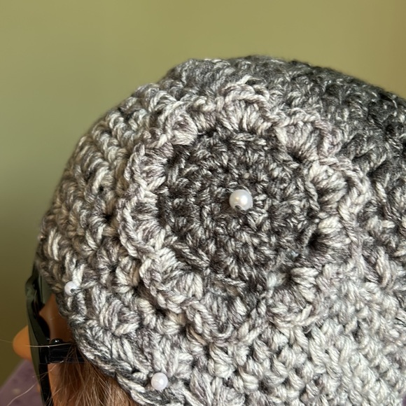 Chic crochet beanie medium soft acrylic yarn new - Picture 2 of 7